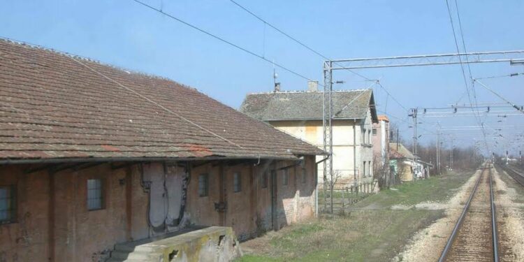 Pucao iz puške pa presekao glavni strujni vod na pruzi koji je ubio dva mladića!
