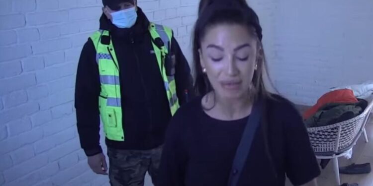 Aleksandra i Car u žestokom klinču, ona vrištala, obezbeđenje reagovalo