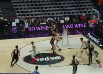 Teodosić ponovio majstorsku fintu i izludeo čuvara! (VIDEO)