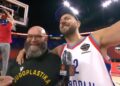 Evropa je čula kako Srbi slave! Vasa dao najlegendarniji intervju ikada, pa sa čuvenim Helsinkijem zapevao kafanski hit (VIDEO)