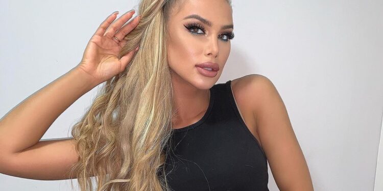 Ivana Nikolić odmara u Dubaiju (VIDEO)