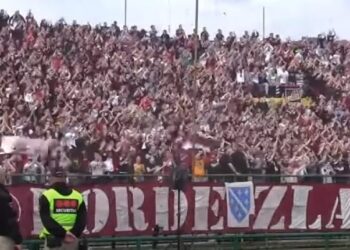 Navijači Sarajeva fizički napali igrače na treningu, dan posle gubitka titule