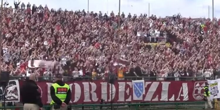 Navijači Sarajeva fizički napali igrače na treningu, dan posle gubitka titule
