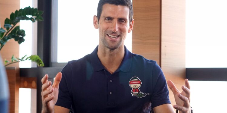 Novak puni baterije: Đoković treći put obišao piramide u Visokom (VIDEO)