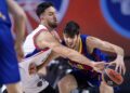 Efes je šampion Evrolige! Vasa Micić neverovatnom partijom rešio dramu sa Barselonom u finalu! (VIDEO)