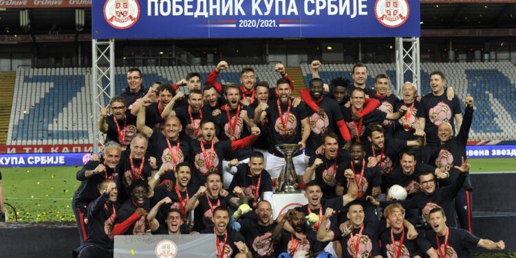 Zvezda osvojila Kup posle haosa u penal seriji: Borjan heroj, Stojković umalo izazvao opštu tuču (FOTO/VIDEO)