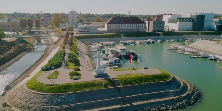 “Ubij Srbina” i na Dan pobede