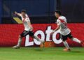 Koronavirus ih „pokosio“ – vezista i bivši reprezentativac mora na gol