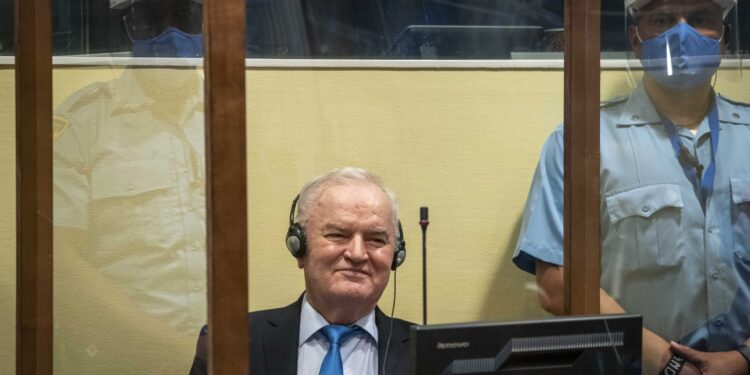 Mladiću tamnica, Srpskoj sloboda!