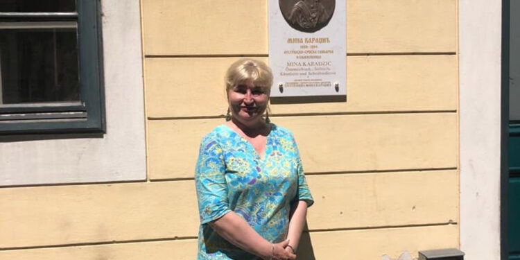 Mina Karadžić ponovo uz oca