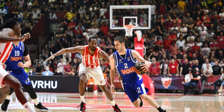 Zvezda potvrdila dolazak Ivanovića: Otkrivena dužina ugovora vrsnog plejmejkera