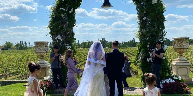 Venčali se Aleksandra Ličina i Luka Adžić (FOTO)