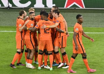 Strašan fudbal u Amsterdamu i veliki trijumf Holandije: Ukrajina 6 minuta živela fudbalsku bajku (VIDEO)