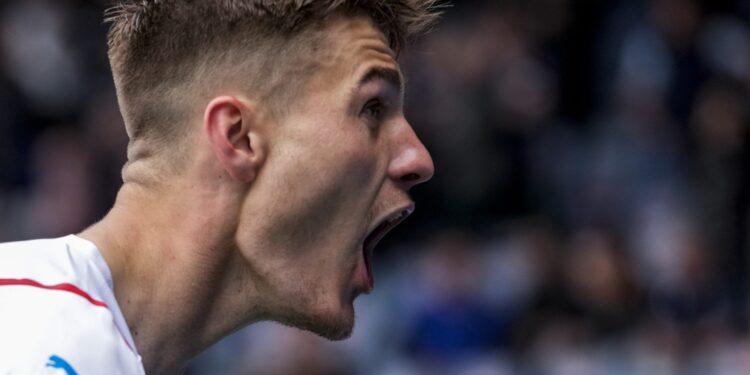 Maestralni Šik uništio Škote: Čeh postigao najlepši gol prvenstva! (VIDEO)