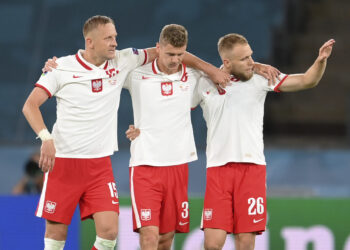 Novi kiks Španije, Levandovski doneo bod Poljacima