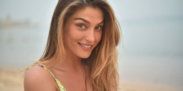 Anđela Jovanović pokazala zategnuto telo u kupaćem kostimu (FOTO)