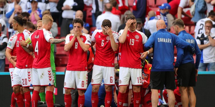 Eriksen u bolnici u stabilnom stanju, Finci u nastavku savladali uzdrmane Dance