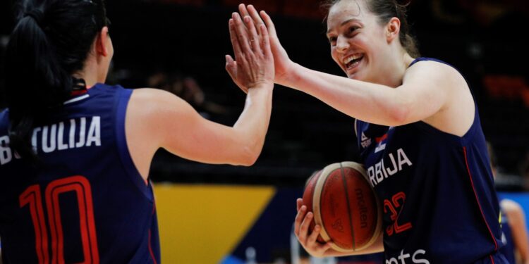 Košarkašice Srbije dobile i Crnu Goru za direktan plasman u četvrtfinale Evrobasketa