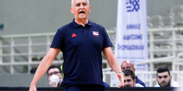 Kokoškov: Prijaće nam da čujemo aplauze i podršku