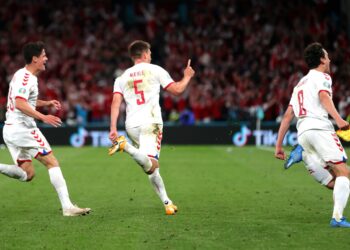 Sjajna Danska u osmini finala, Belgija maksimalna