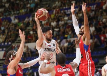 „Naježim se kada čujem skandiranje MVP, MVP…“: Micić poručuje da je fokus na finalu protiv Italije