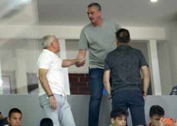 Podrška Srbiji od Žoca i Radonjića: Treneri Zvezde i Partizana srdačno se pozdravili u Pioniru (FOTO)
