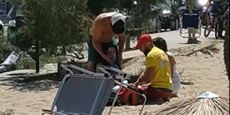 Tornado pogodio plažu na Halkidikiju: Ima povređenih (VIDEO)