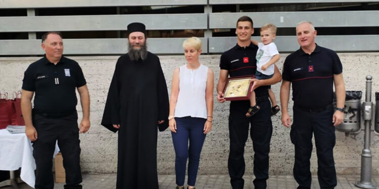 Trojeručica za Đorđa