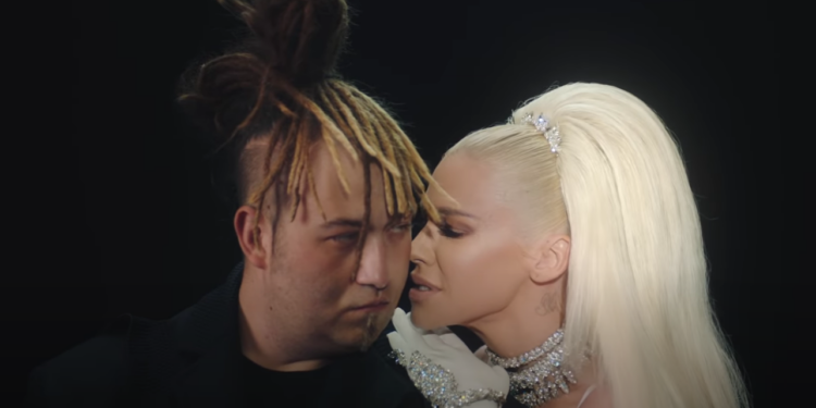 Nataša Bekvalac i Stefan Đurić Rasta obradovali publiku pesmom “Iz daleka” (VIDEO)