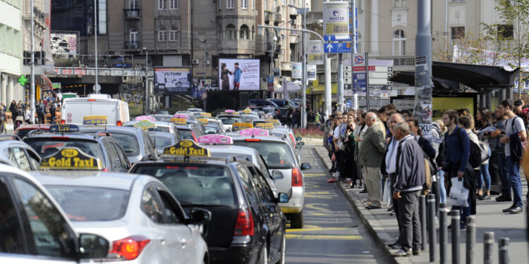 Taksisti traže povećanje cena