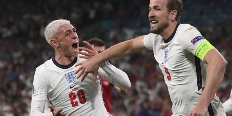 Ludnica na Vembliju, fudbal se vraća kući! Engleska je u finalu Eura, hrabri Danci ispali u produžetku!