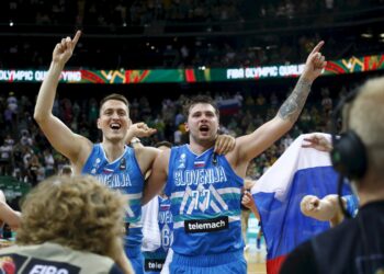 Slovenci uz srpski hit slavili odlazak u Tokio (VIDEO)