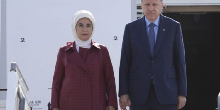 Erdogan prisustvovao šerijatskom venčanju Izetbegovićeve ćerke (VIDEO)