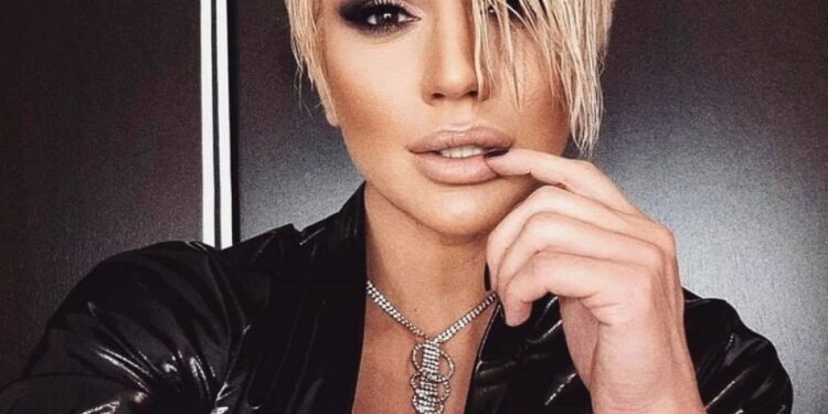 Ana Kokić pokazala savršenu figuru u minijaturnom kupaćem kostimu (FOTO)