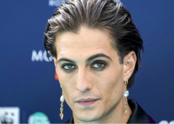 Damiano David u gipsu, slomili mu ruku na nastupu! (FOTO)