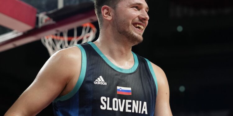 „Nije lako, ali zadovoljstvo je bilo igrati za Sloveniju na OI“: Dončić se oglasio posle poraza