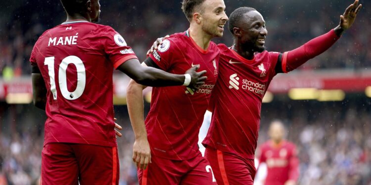 Liverpul obradovao navijače i pobedio Barnli na krcatom Enfildu