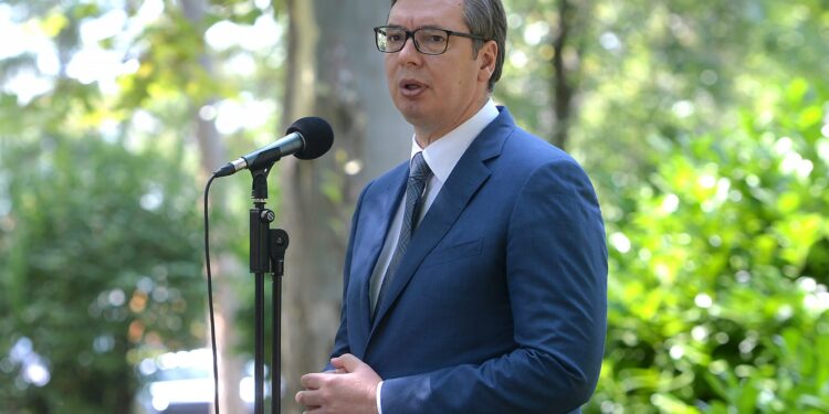 Vučič o uvođenju kovid propusnica