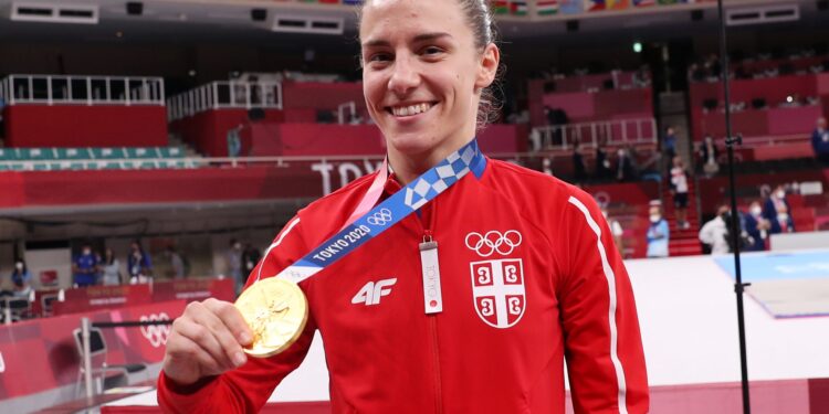 Jovana na ivici suza: Pozdravljam moju Srbiju! Jedva čekam da dođem