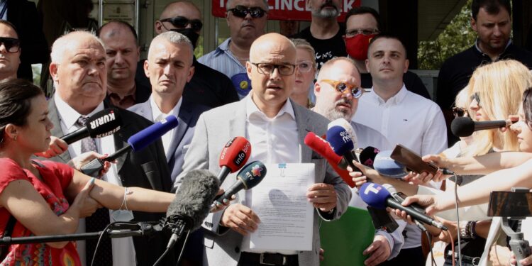 Vučević i Komlenski podneli krivičnu prijavu protiv Vučića i Vulina