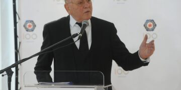 Radnički sa Crvenog krsta otvorio knjigu žalosti za Dudu Ivkovića