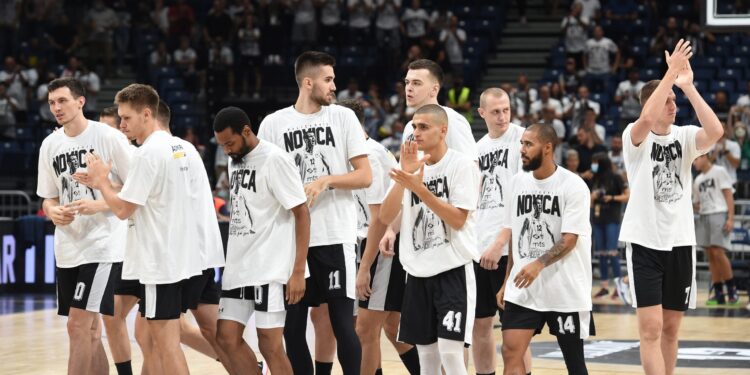 Spektakl u Areni u čast Novice Veličkovića (FOTO)