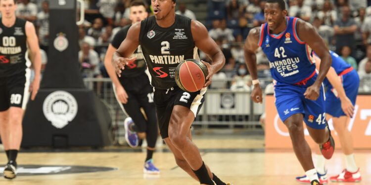 Partizan poražen od Panatinaikosa posle drame: Crno – beli prokockali 19 poena razlike