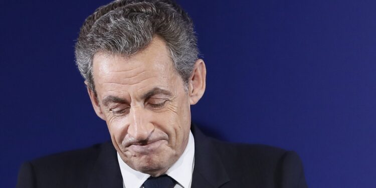 Sarkozi proglašen krivim