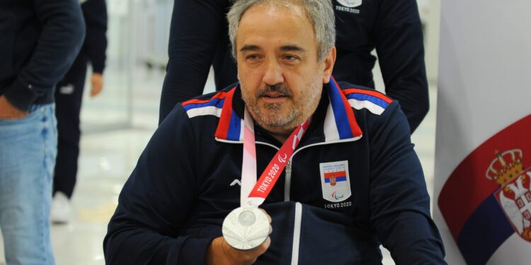 Najtrofejniji srpski paraolimpijac stigao u Beograd iz Tokija