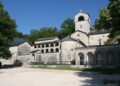 “Postoje tapije još od Crnojevića koje govore čije je vlasništvo Cetinjski manastir”