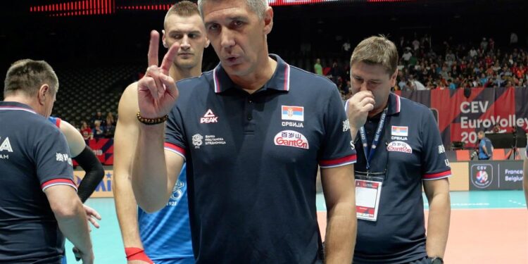 Kovač besan pred polufinale sa Italijom: „Ne znam da li ne znaju da organizuju ili to rade namerno!“