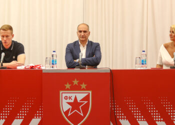 Mrkela isprozivao igrače Zvezde: „Odbijaju vakcinu, a porazboljevali se pred ključne mečeve“