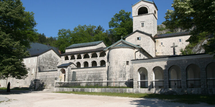 Cetinjski manastir upisan kao svojina MPC