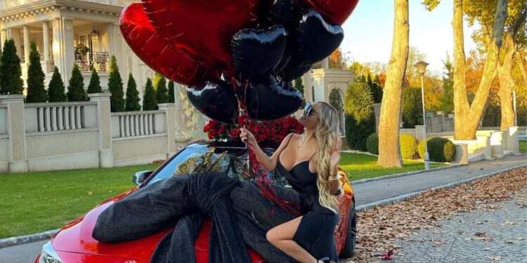 Ana Korać pohvalila se luksuznim poklonom (FOTO)